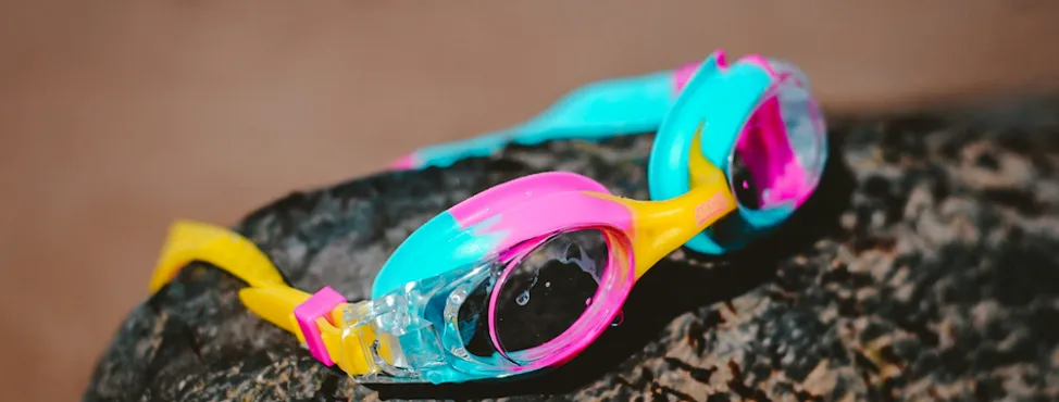 Junior swimming goggles